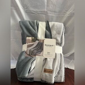 BearPaw Tahoe Throw Blanket in Gray and Cream